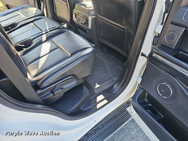 image for item NX9354 2019 Ford  Expedition XLT SUV