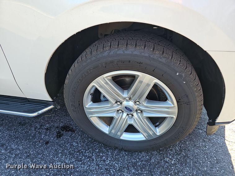 image for item NX9354 2019 Ford  Expedition XLT SUV