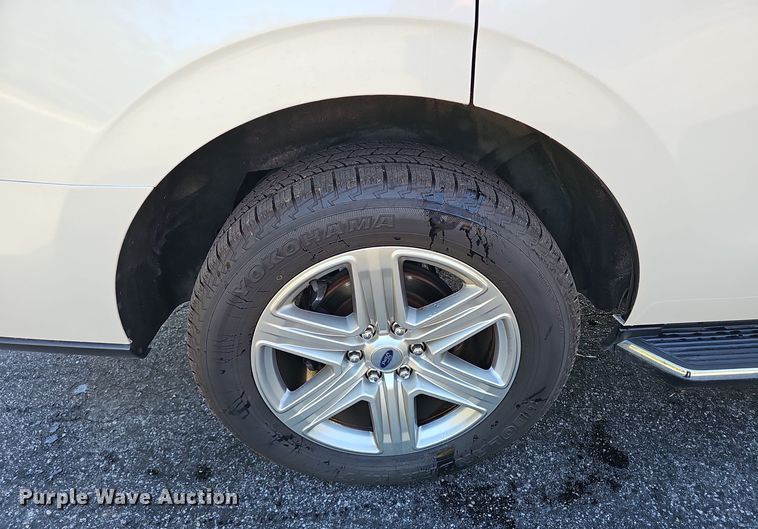 image for item NX9354 2019 Ford  Expedition XLT SUV