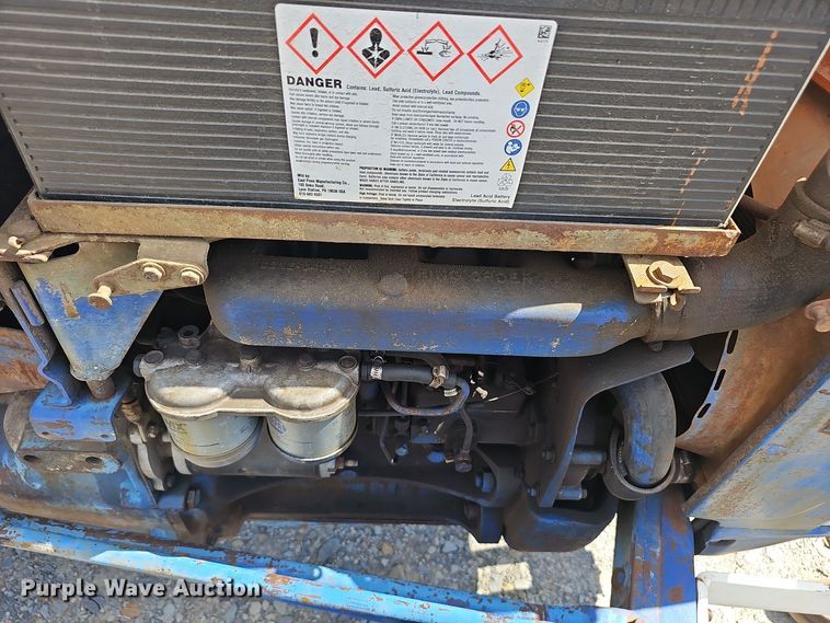 image for item NX9356 1968 Ford 2000 tractor