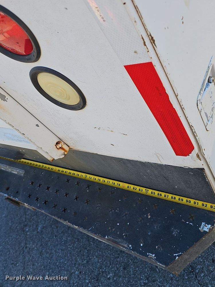 image for item NX9359 2007 Chevrolet  Silverado 3500 Crew Cab utility bed pickup truck