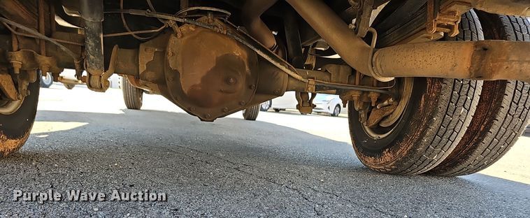 image for item NX9359 2007 Chevrolet  Silverado 3500 Crew Cab utility bed pickup truck