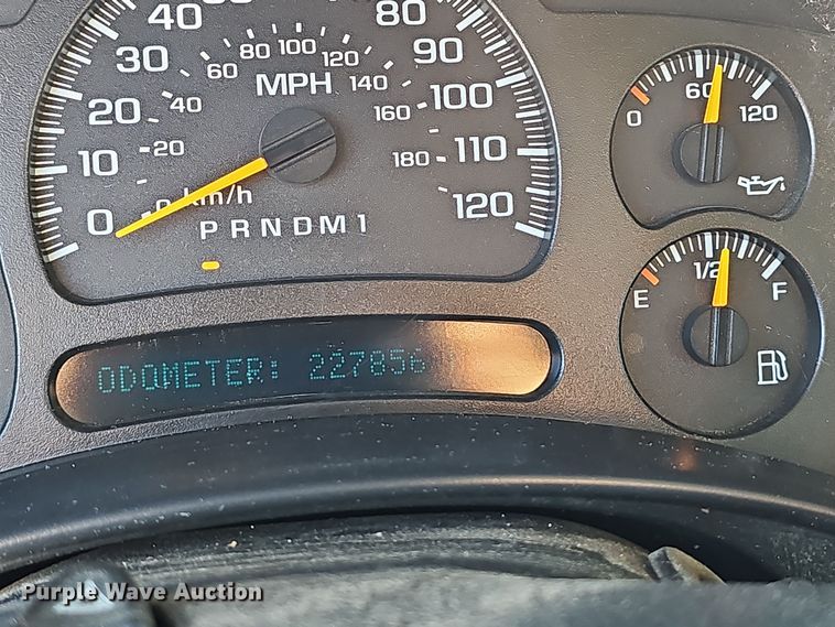 image for item NX9359 2007 Chevrolet  Silverado 3500 Crew Cab utility bed pickup truck