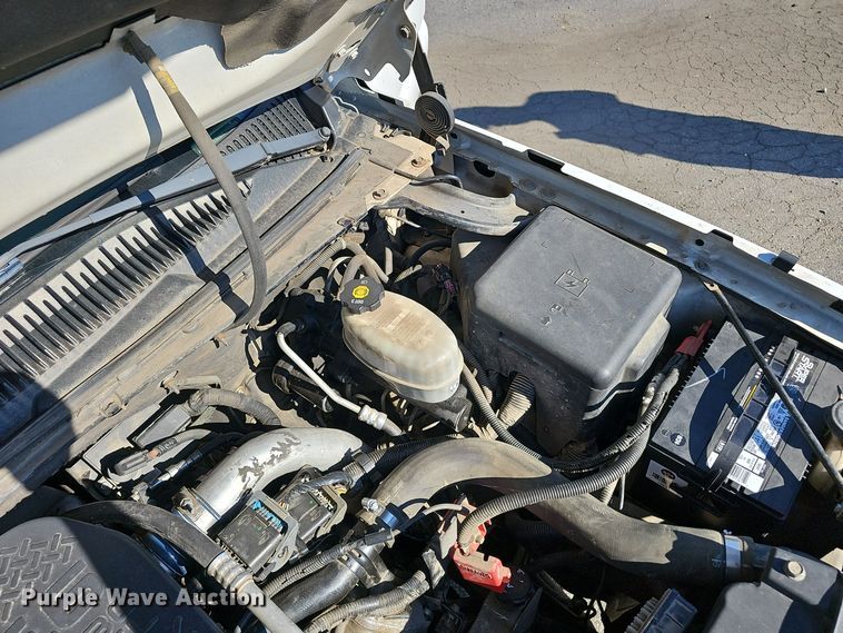 image for item NX9359 2007 Chevrolet  Silverado 3500 Crew Cab utility bed pickup truck