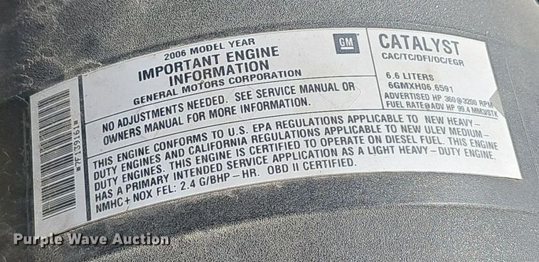 image for item NX9359 2007 Chevrolet  Silverado 3500 Crew Cab utility bed pickup truck