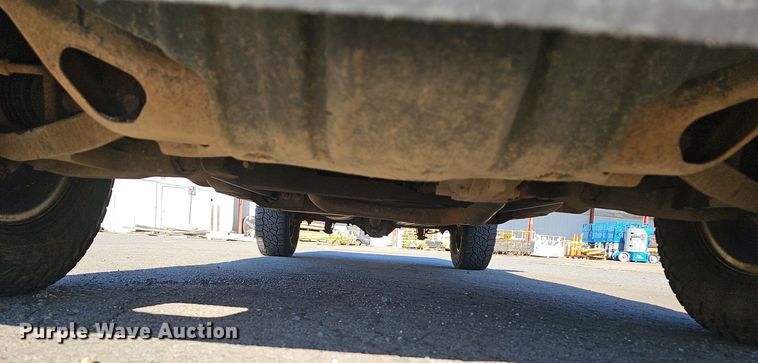 image for item NX9366 2004 Chevrolet  Silverado 1500 pickup truck