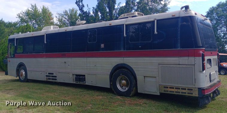 image for item NY9498 1978 AMGN Greyhound  RV