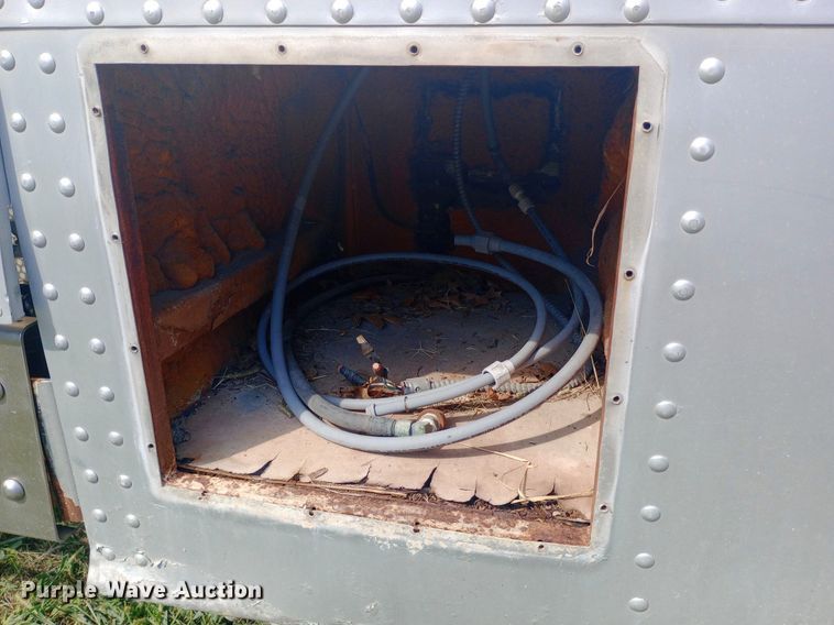 image for item NY9498 1978 AMGN Greyhound  RV