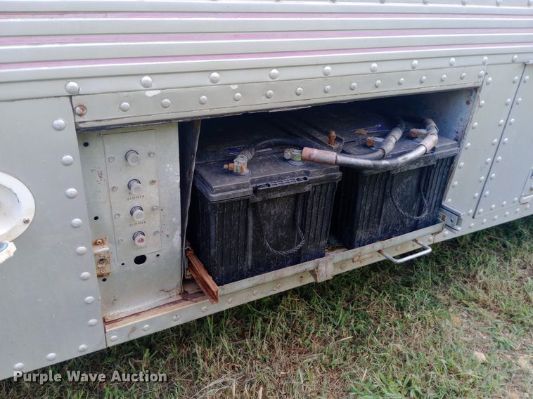 image for item NY9498 1978 AMGN Greyhound  RV