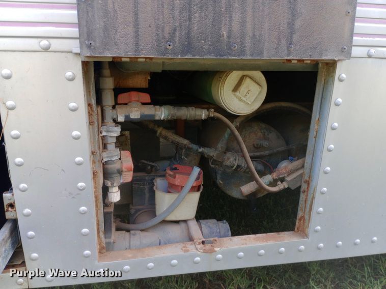 image for item NY9498 1978 AMGN Greyhound  RV