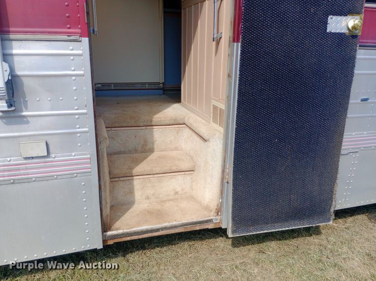 image for item NY9498 1978 AMGN Greyhound  RV