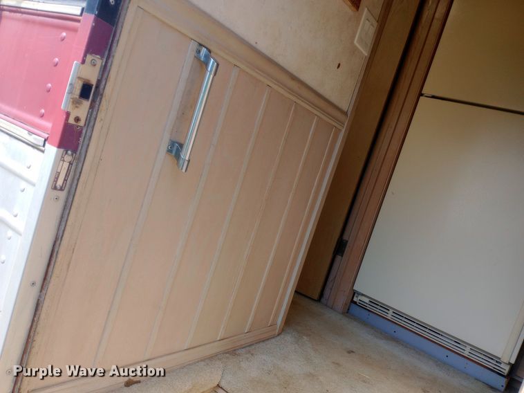 image for item NY9498 1978 AMGN Greyhound  RV