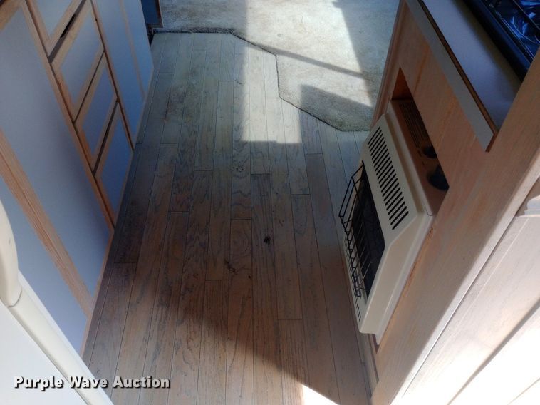 image for item NY9498 1978 AMGN Greyhound  RV