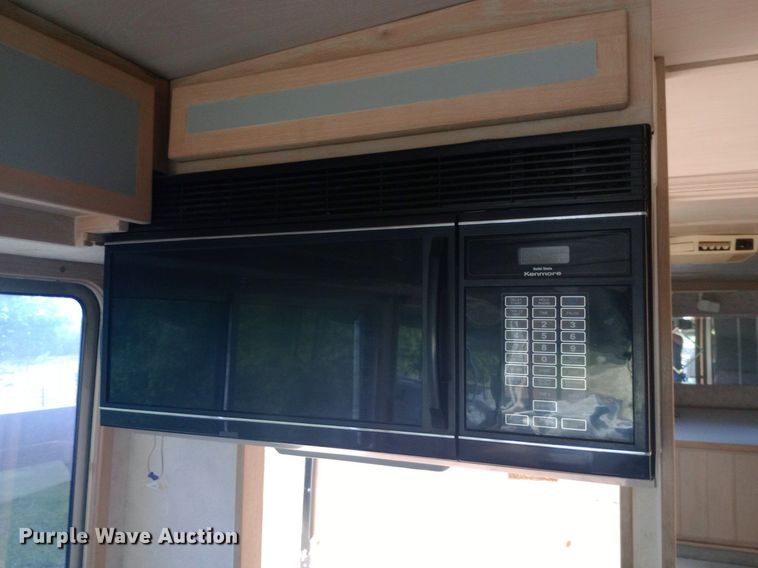 image for item NY9498 1978 AMGN Greyhound  RV