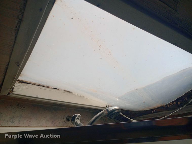 image for item NY9498 1978 AMGN Greyhound  RV