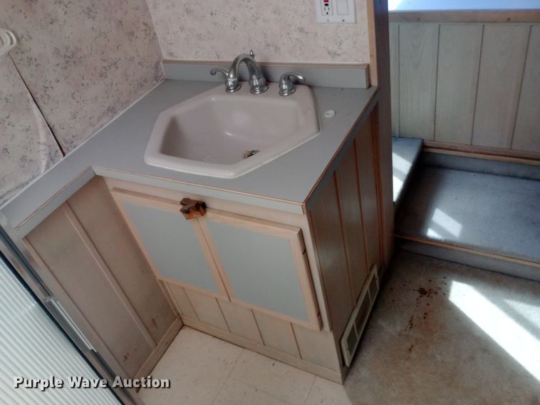 image for item NY9498 1978 AMGN Greyhound  RV