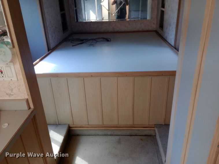 image for item NY9498 1978 AMGN Greyhound  RV