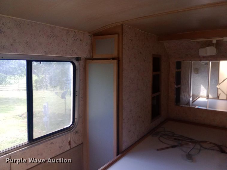 image for item NY9498 1978 AMGN Greyhound  RV