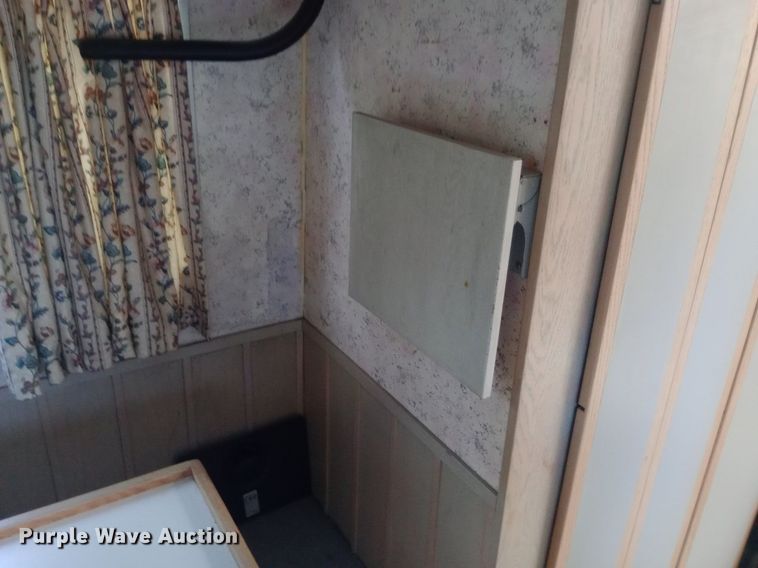 image for item NY9498 1978 AMGN Greyhound  RV