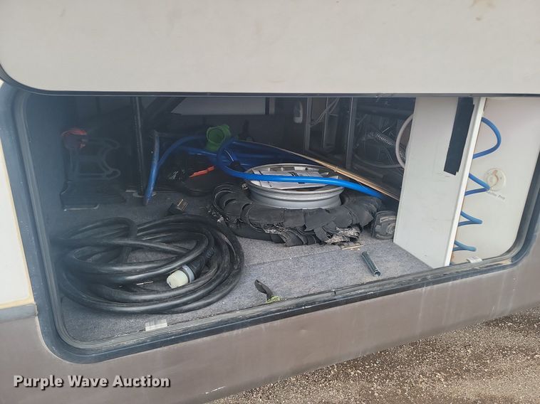 image for item NZ9831 2014 Keystone RV Cougar 301SAB14 camper