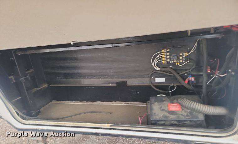 image for item NZ9831 2014 Keystone RV Cougar 301SAB14 camper