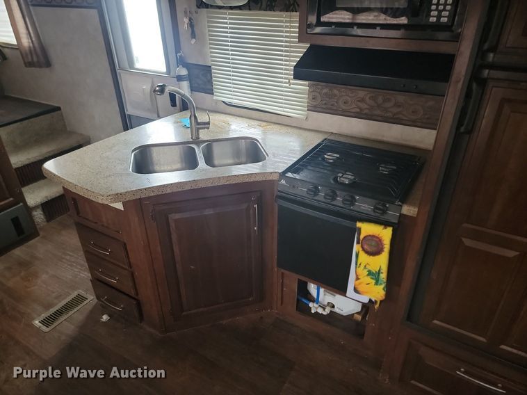 image for item NZ9831 2014 Keystone RV Cougar 301SAB14 camper