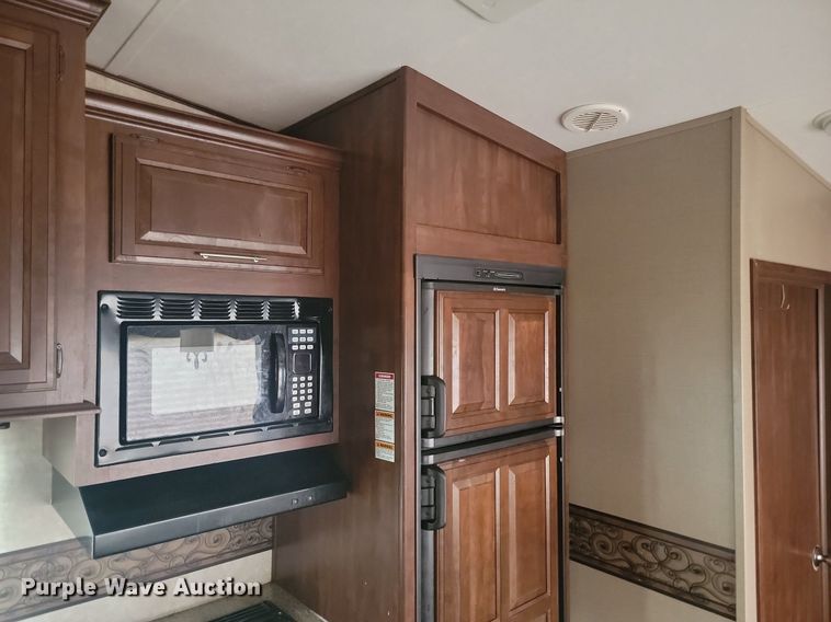 image for item NZ9831 2014 Keystone RV Cougar 301SAB14 camper