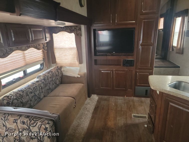 image for item NZ9831 2014 Keystone RV Cougar 301SAB14 camper