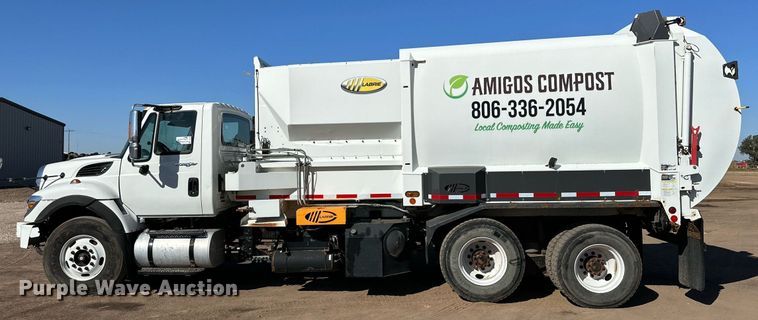image for item DD3266 2011 International 7400 refuse truck