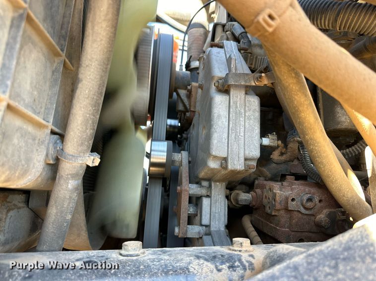 image for item DD3266 2011 International 7400 refuse truck