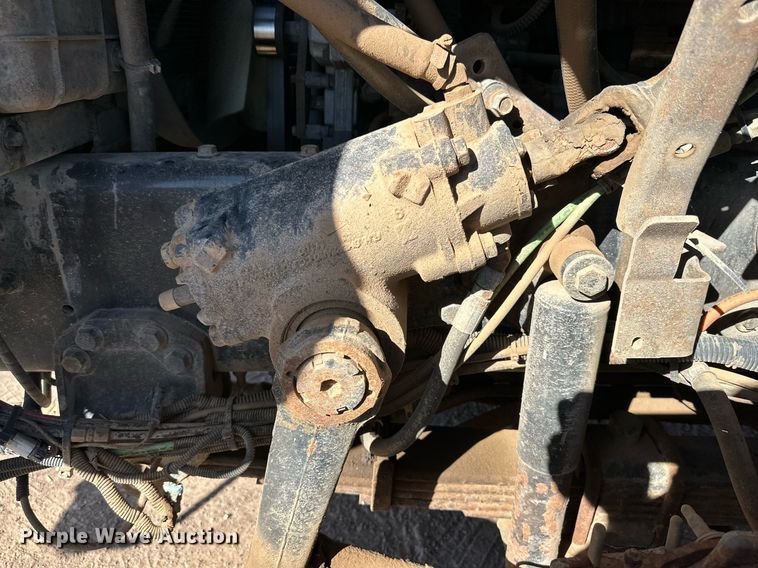 image for item DD3266 2011 International 7400 refuse truck