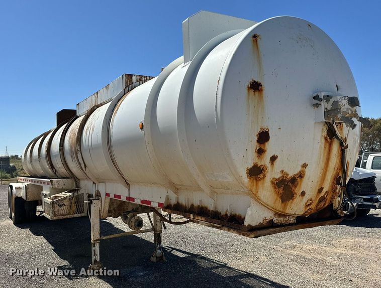 image for item DD3276 2013 Enerfab tank trailer