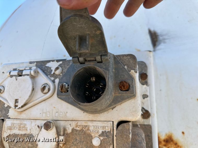 image for item DD3276 2013 Enerfab tank trailer