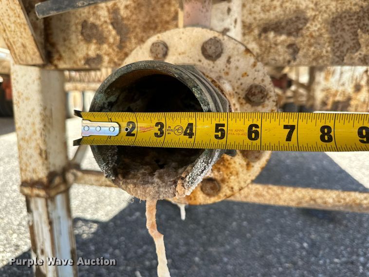 image for item DD3276 2013 Enerfab tank trailer