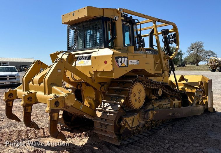 image for item DD3277 2013 Caterpillar D6T XL dozer