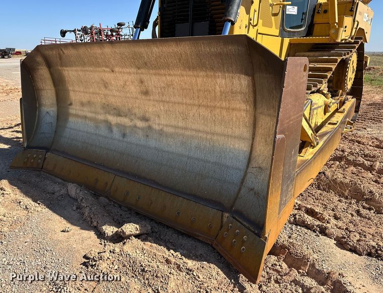 image for item DD3277 2013 Caterpillar D6T XL dozer