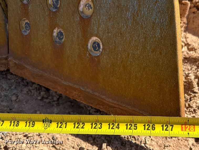 image for item DD3277 2013 Caterpillar D6T XL dozer