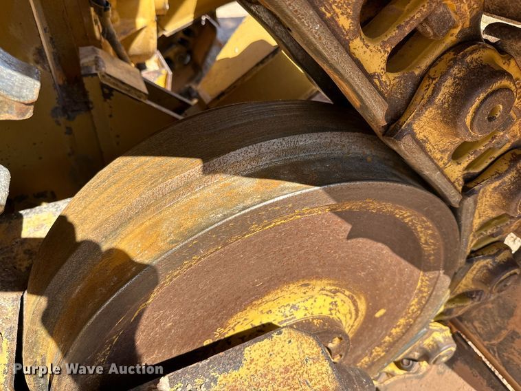 image for item DD3277 2013 Caterpillar D6T XL dozer