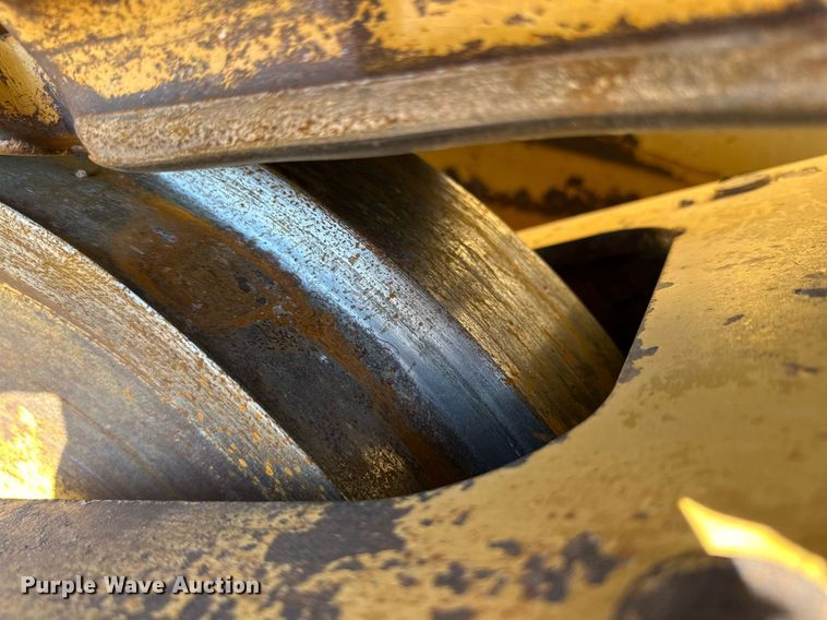 image for item DD3277 2013 Caterpillar D6T XL dozer