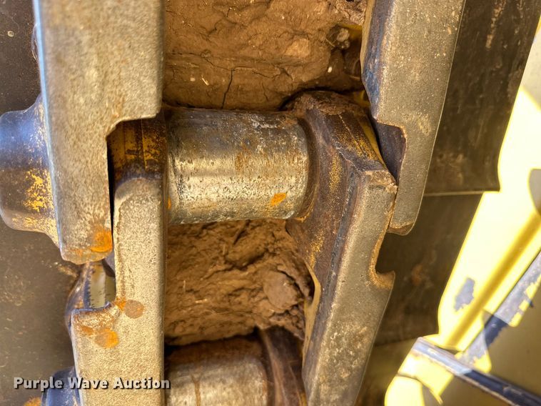 image for item DD3277 2013 Caterpillar D6T XL dozer