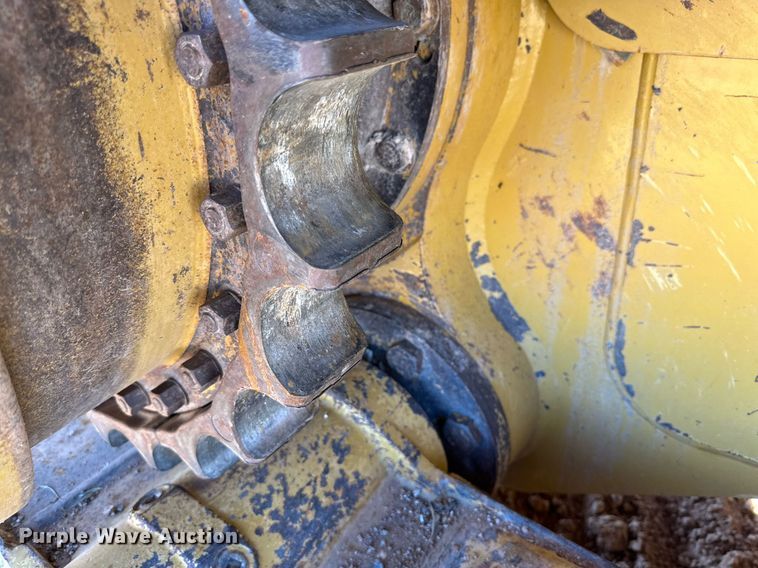 image for item DD3277 2013 Caterpillar D6T XL dozer