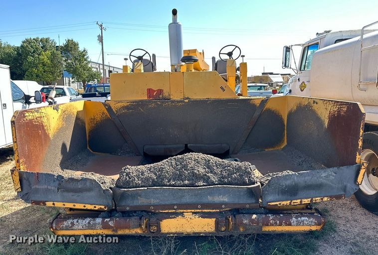 image for item DD3295 1996 Blaw Knox PF-161 paver