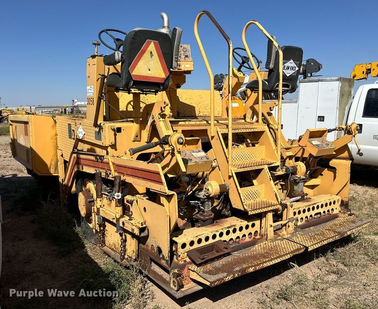 image for item DD3295 1996 Blaw Knox PF-161 paver