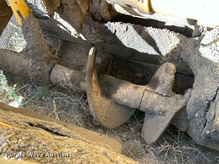 image for item DD3295 1996 Blaw Knox PF-161 paver