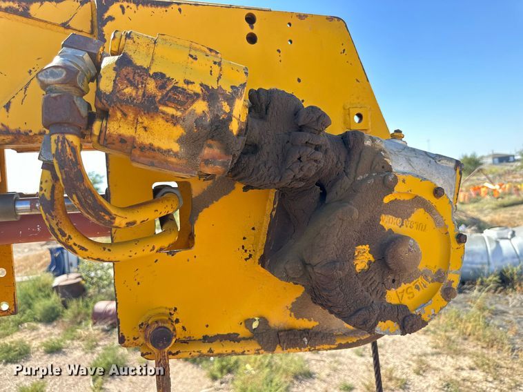 image for item DD3297 1979 International crane truck