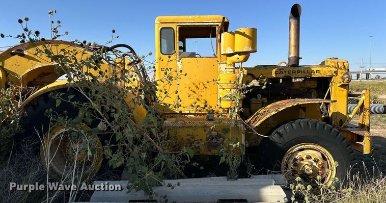 image for item DD3301 Caterpillar water wagon