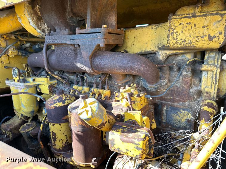 image for item DD3301 Caterpillar water wagon