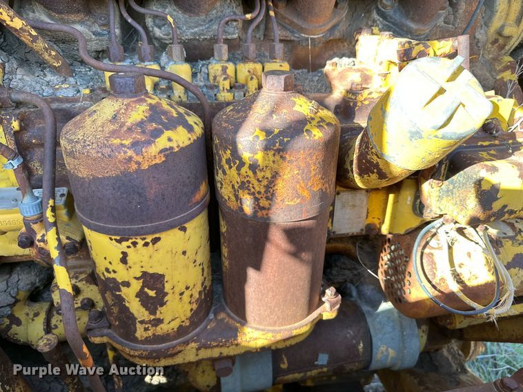 image for item DD3301 Caterpillar water wagon