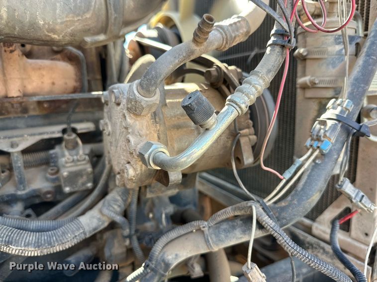 image for item DD3303 1999 Mack CH613 water truck