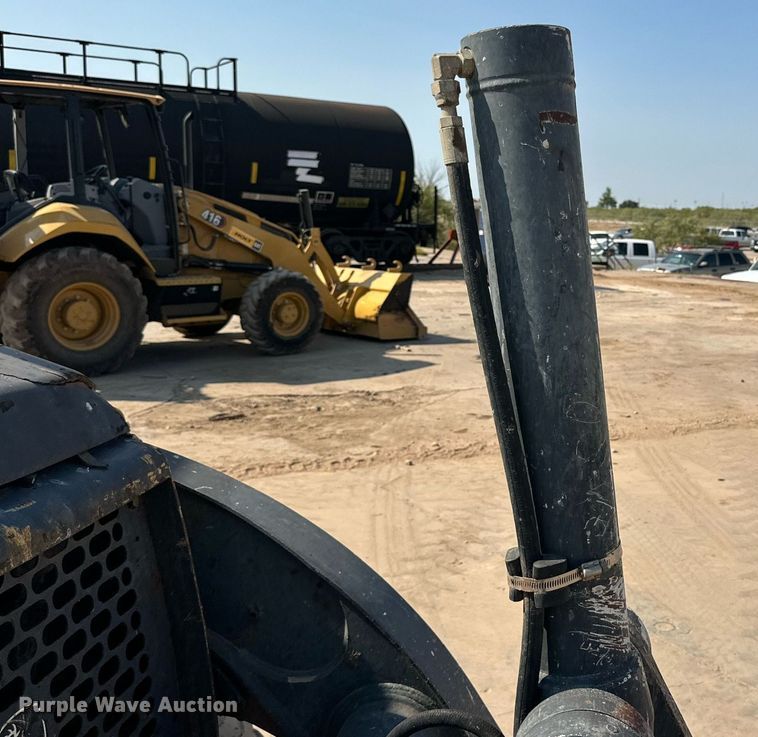 image for item DD3316 2012 John Deere 310J backhoe